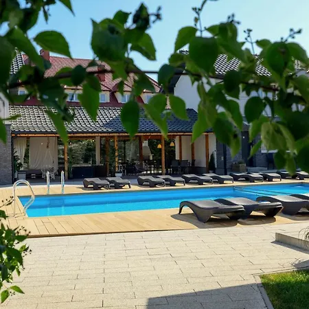 Seo2 - Z Osobnym Wejsciem, Grzany Basen, Darmowe Sauny, Parking, Grill, Wifi Apartamento Rewal