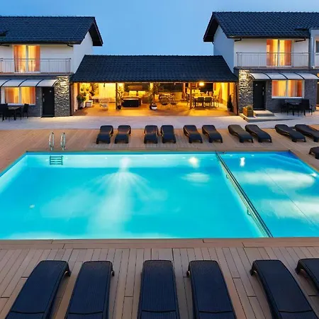 Seo2 - Z Osobnym Wejsciem, Grzany Basen, Darmowe Sauny, Parking, Grill, Wifi Rewal