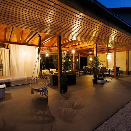 Seo2 - Z Osobnym Wejsciem, Grzany Basen, Darmowe Sauny, Parking, Grill, Wifi Lägenhet