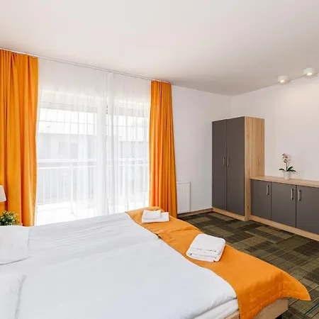 Seo2 - Z Osobnym Wejsciem, Grzany Basen, Darmowe Sauny, Parking, Grill, Wifi * Rewal