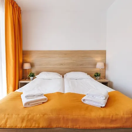 Seo2 - Z Osobnym Wejsciem, Grzany Basen, Darmowe Sauny, Parking, Grill, Wifi * Rewal