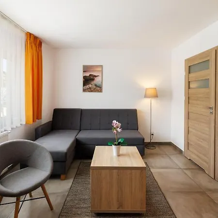 Seo2 - Z Osobnym Wejsciem, Grzany Basen, Darmowe Sauny, Parking, Grill, Wifi Rewal