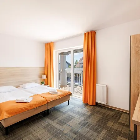 Seo2 - Z Osobnym Wejściem, Grzany Basen, Darmowe Sauny, Parking, Grill, Wifi Apartament Rewal